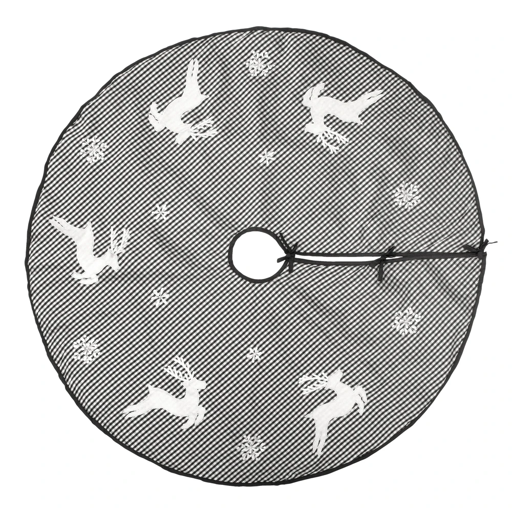 48 Inch White And Black Checkered Reindeer Decorative Christmas Tree Skirt 3 48 Inch White And Black Checkered Reindeer Decorative Christmas Tree Skirt